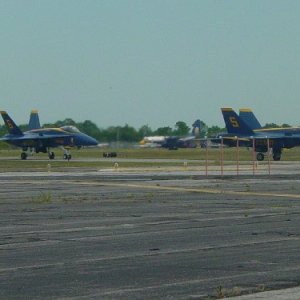 Blue_Angels_25_May_2006_004.jpg